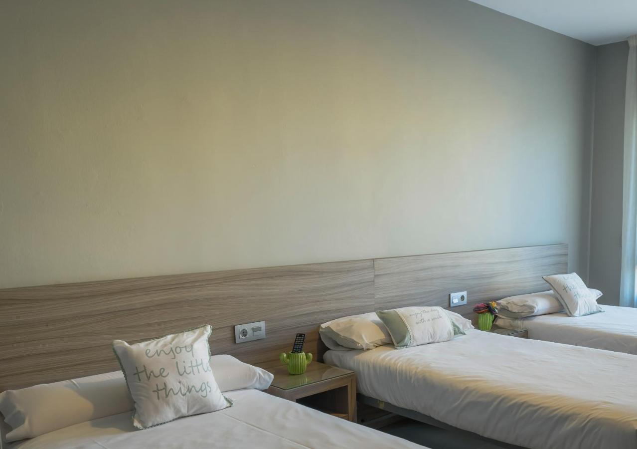 Apartamentos Santa Clara อาเลาริน เดลา ตอร์เร ภายนอก รูปภาพ