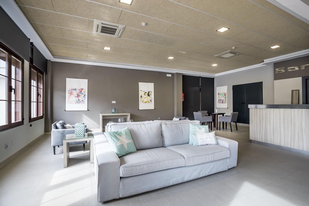 Apartamentos Santa Clara อาเลาริน เดลา ตอร์เร ภายนอก รูปภาพ